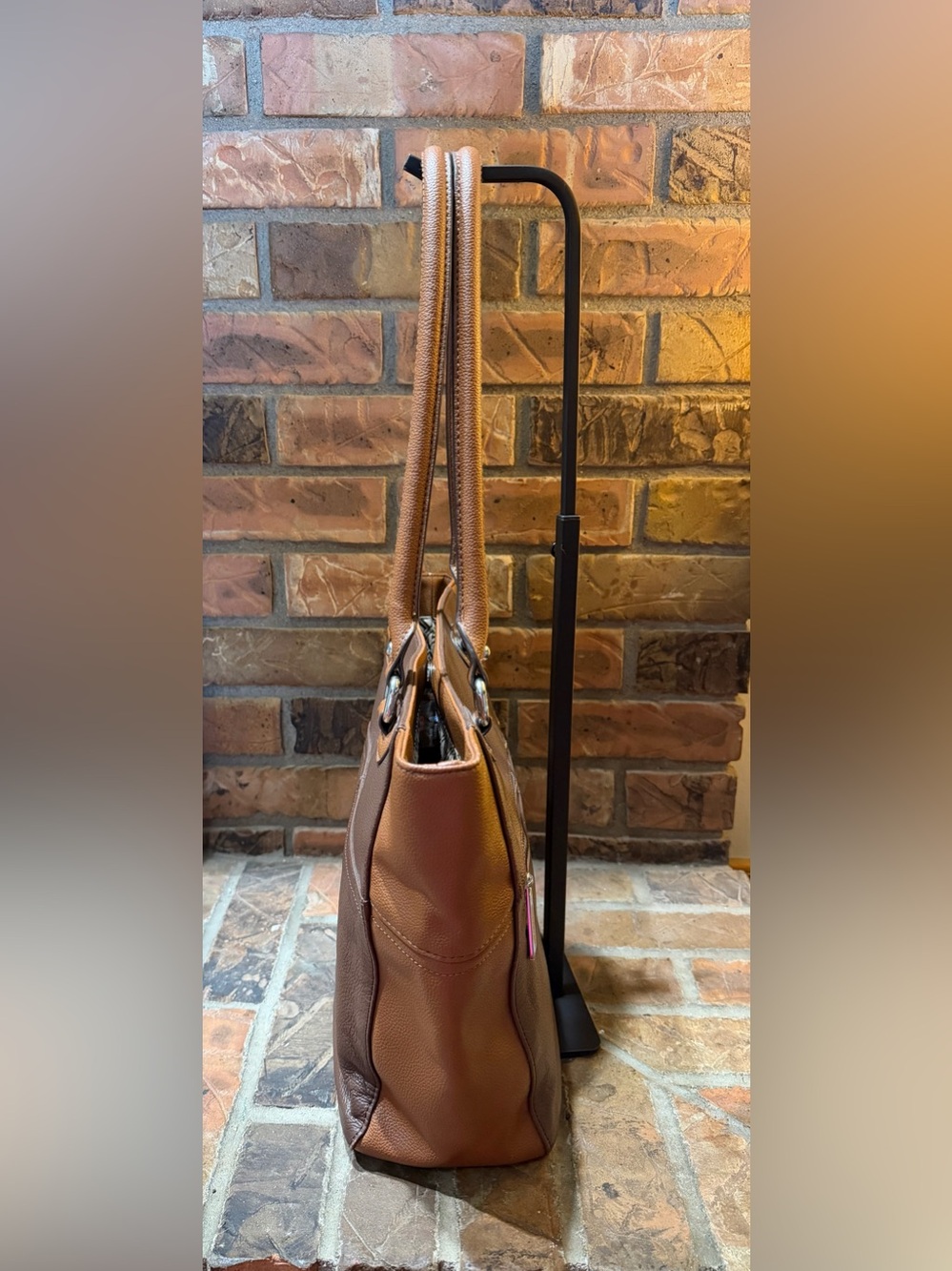 Tignanello Set of 3 - 2 Totes and a Pouch - Picture 9 of 16